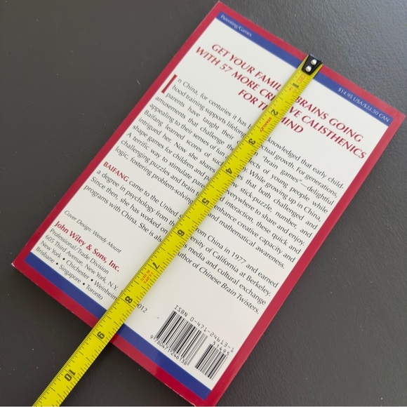 More Chinese Brain Twisters: 60 Fast, Fun Puzzles That Help Children Book - Picture 4 of 15